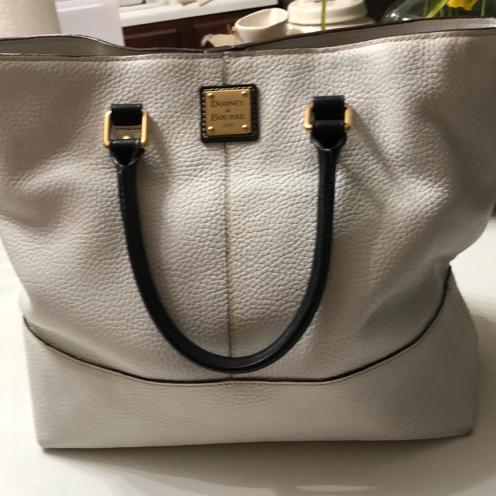Dooney & Bourke Chelsea B&W ❤️MARKED DOWN FIRM